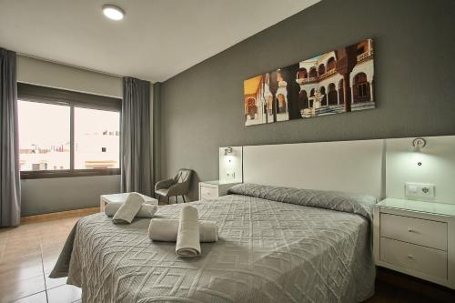 Estudio 1 Cama doble kitchenette del hotel Resitur. Foto 11