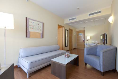 Suite Confort del hotel Vertice Sevilla. Foto 3