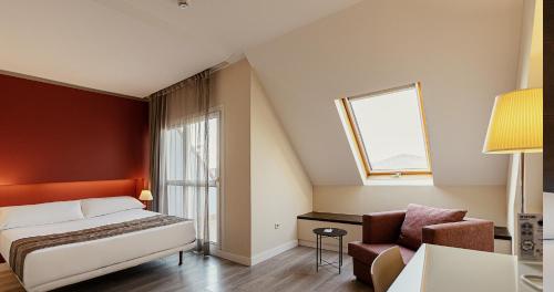 Habitación Doble Deluxe con bañera de hidromasaje - 1 o 2 camas del hotel Vertice Sevilla