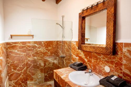 Estudio del hotel Casa Tomaren. Foto 1