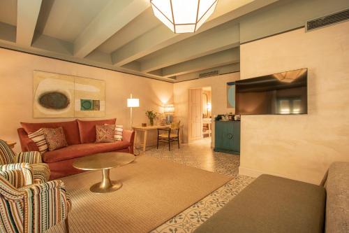 Suite Junior del hotel Hospes Las Casas Del Rey De Baeza. Foto 1