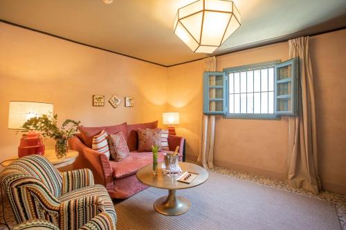 Suite del hotel Hospes Las Casas Del Rey De Baeza. Foto 2