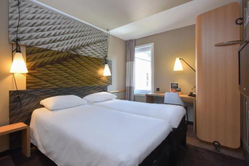 Habitación Doble Superior - 2 camas del hotel Ibis Brussels Erasmus. Foto 4