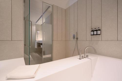 Suite Junior del hotel Becquer. Foto 3