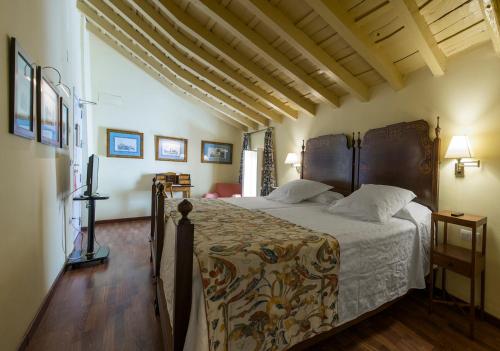 Habitación Doble Básica del hotel Casas de la Juderia