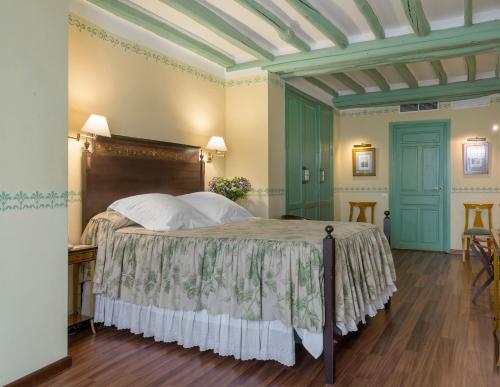 Habitación Doble Superior del hotel Casas de la Juderia