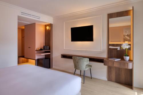 Habitación Doble Deluxe del hotel Golden Tulip De' Medici. Foto 9
