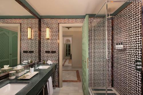 Habitación Doble Grand Deluxe del hotel Alfonso Xiii, A Luxury Collection , Seville. Foto 11