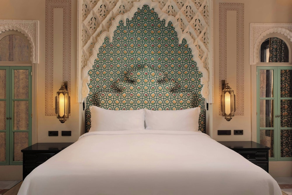 Habitación Grand, 1 cama de matrimonio grande del hotel Alfonso Xiii, A Luxury Collection , Seville. Foto 1