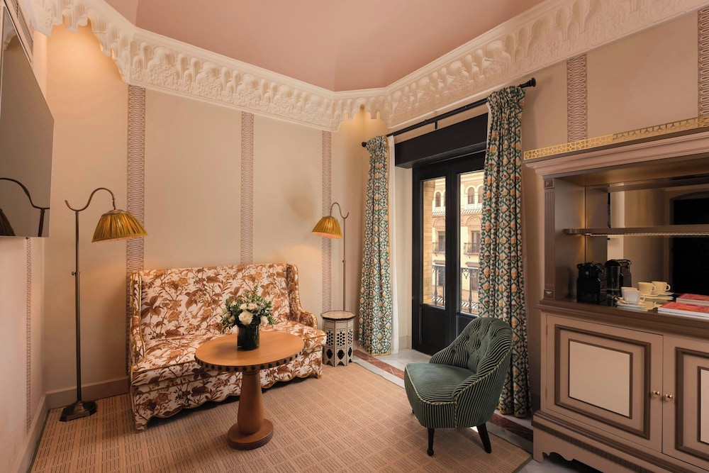 Suite junior, 1 habitación del hotel Alfonso Xiii, A Luxury Collection , Seville. Foto 2
