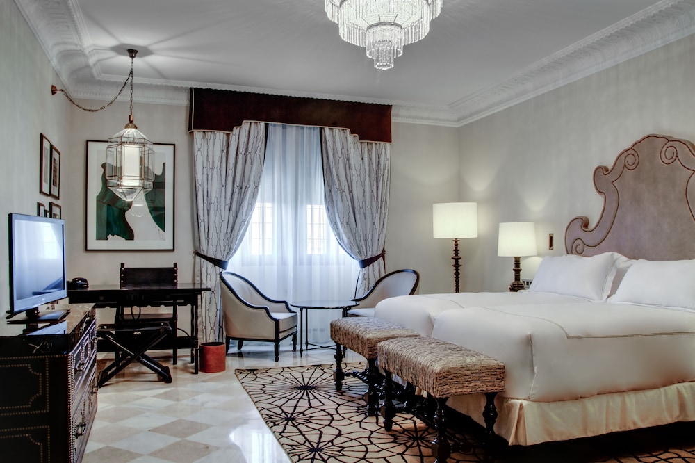 Habitación Grand, 2 camas individuales del hotel Alfonso Xiii, A Luxury Collection , Seville. Foto 1