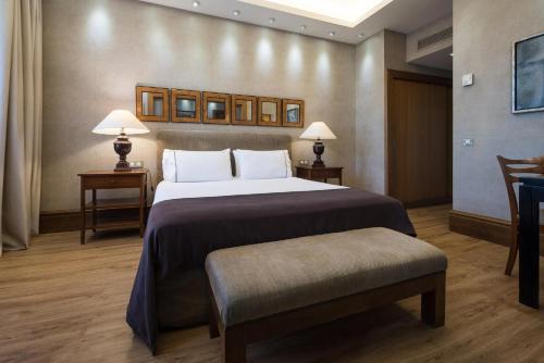 Suite Junior del hotel Eurostars Al-Andalus Palace. Foto 3