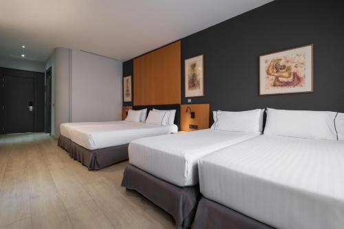 Habitación Familiar del hotel Eurostars Al-Andalus Palace. Foto 3