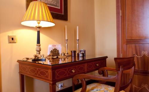 Habitación Doble Clásica - 1 o 2 camas del hotel Inglaterra. Foto 1