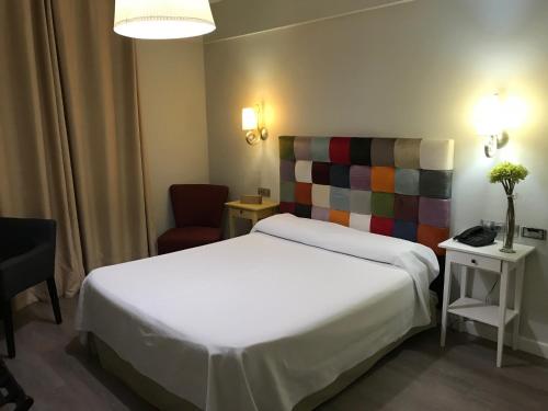 Habitación Doble Superior del hotel Sercotel Doña Carmela. Foto 3