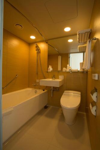 Habitación Doble Estándar - No fumadores del hotel Jr Kyushu Blossom Shinjuku. Foto 4
