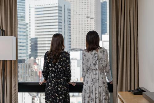 Habitación Doble Deluxe Hollywood (3 personas) - 2 camas - No fumadores del hotel Jr Kyushu Blossom Shinjuku. Foto 3