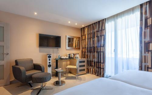 Habitación The Level Premium del hotel Melia Sevilla. Foto 19