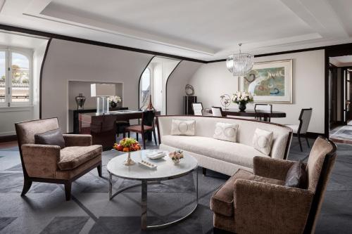 Suite Azotea con jardín del hotel The Peninsula Paris. Foto 5