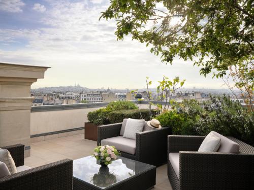 Suite Azotea con jardín del hotel The Peninsula Paris. Foto 7