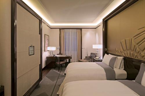 Habitación Doble Grand Premier - 2 camas del hotel The Peninsula Paris. Foto 4