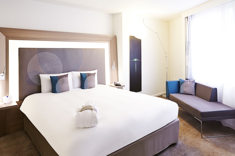Habitación Premium, 1 cama de matrimonio (Executive) del hotel Novotel London Brentford. Foto 2