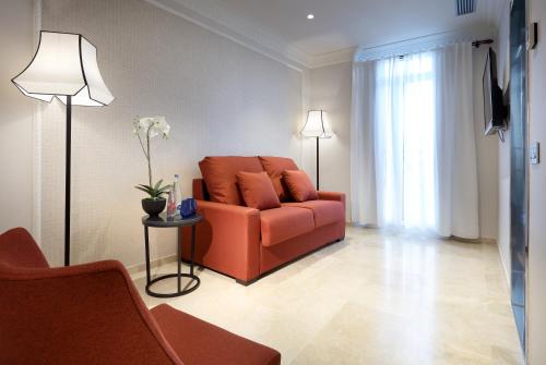 Habitación Cuádruple Dúplex del hotel Eurostars Regina. Foto 3