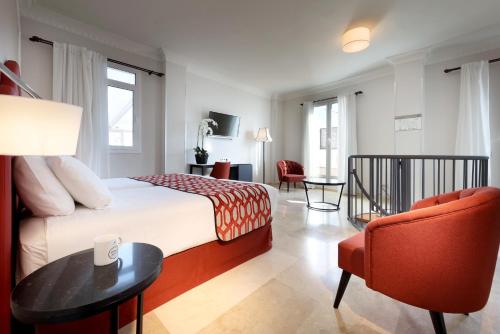 Habitación Cuádruple Dúplex del hotel Eurostars Regina. Foto 4