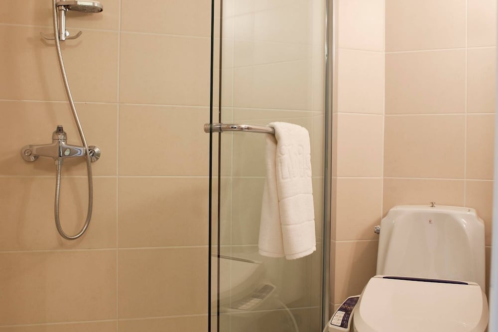 Habitación estándar doble del hotel Central Seven Hotel by Kwon Busan Seomyeon. Foto 3
