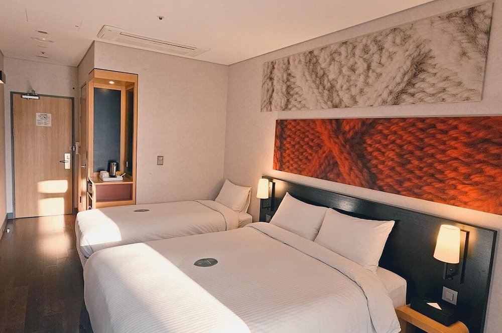 [Breakfast for 3] Superior Family Room del hotel Central Seven Hotel by Kwon Busan Seomyeon