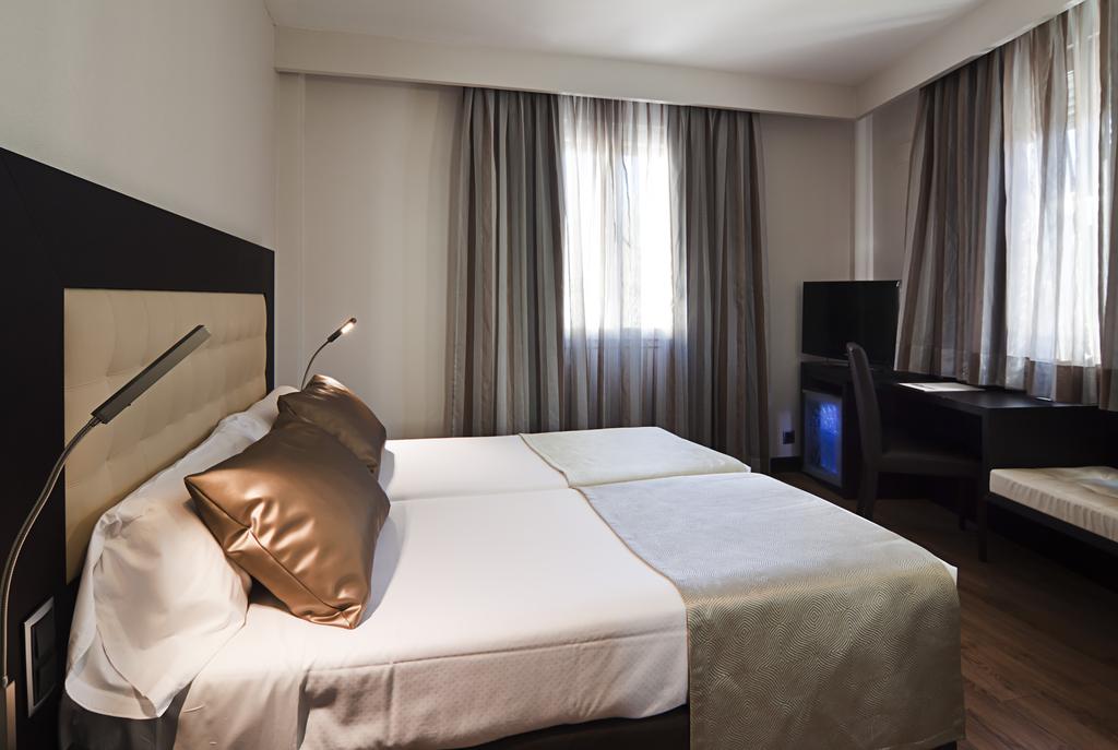 Habitación doble del hotel Catalonia Santa Justa