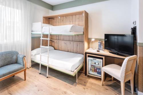 Habitación Familiar del hotel Catalonia Santa Justa