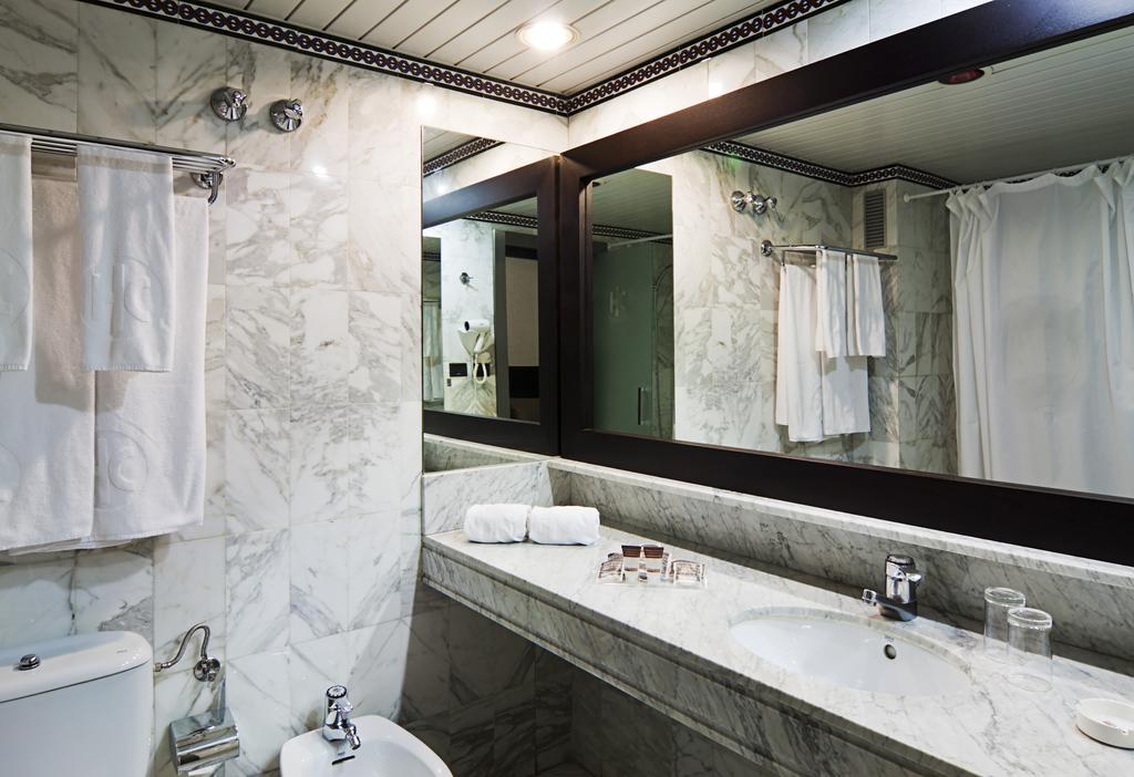 Habitación doble Superior del hotel Catalonia Santa Justa. Foto 1