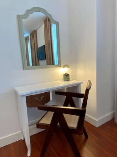 Habitación Doble - 1 o 2 camas del hotel Derby Sevilla. Foto 9