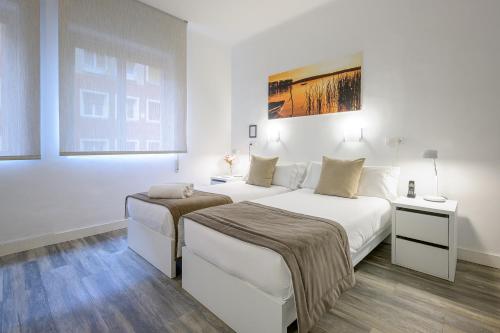 Habitación Doble Estándar - 1 o 2 camas del hotel Neomagna Madrid. Foto 23