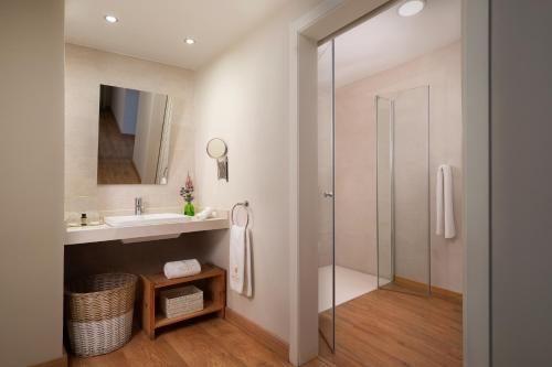 Habitación Sherry - 1 cama extragrande del hotel Los Seises Sevilla, A Tribute Portfolio. Foto 3