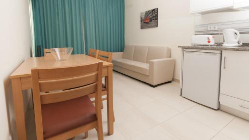 Apartamento de 1 dormitorio del hotel Studio 17 Atlantichotels. Foto 10