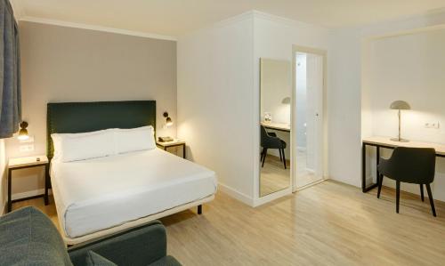 Habitación Doble del hotel Sercotel Las Casas De Los Mercaderes. Foto 3