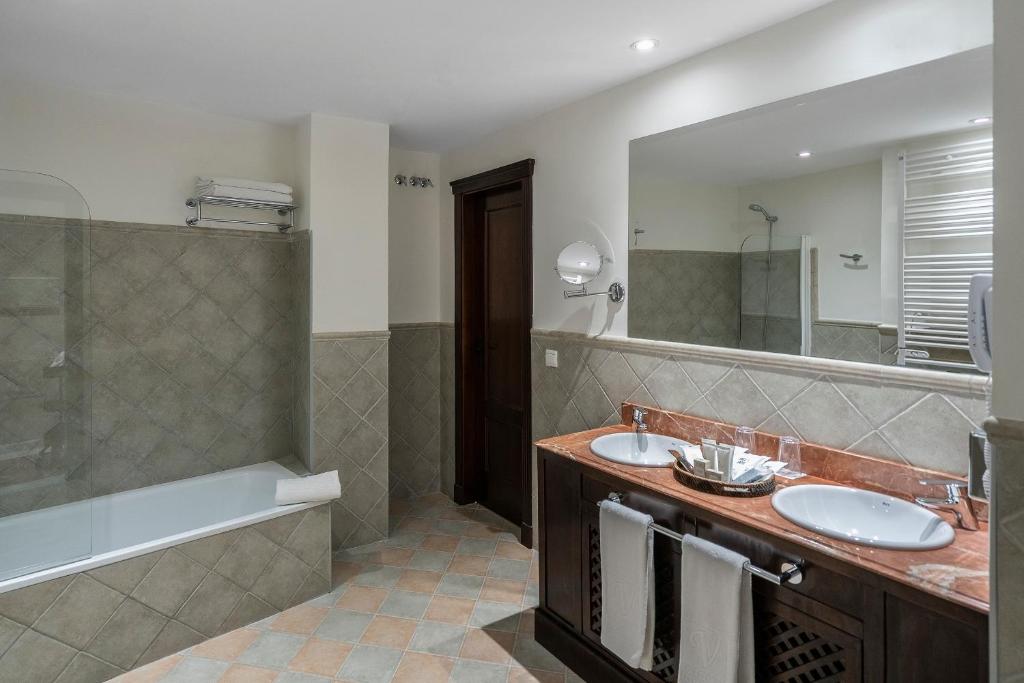 Habitación familiar del hotel Vincci La Rabida