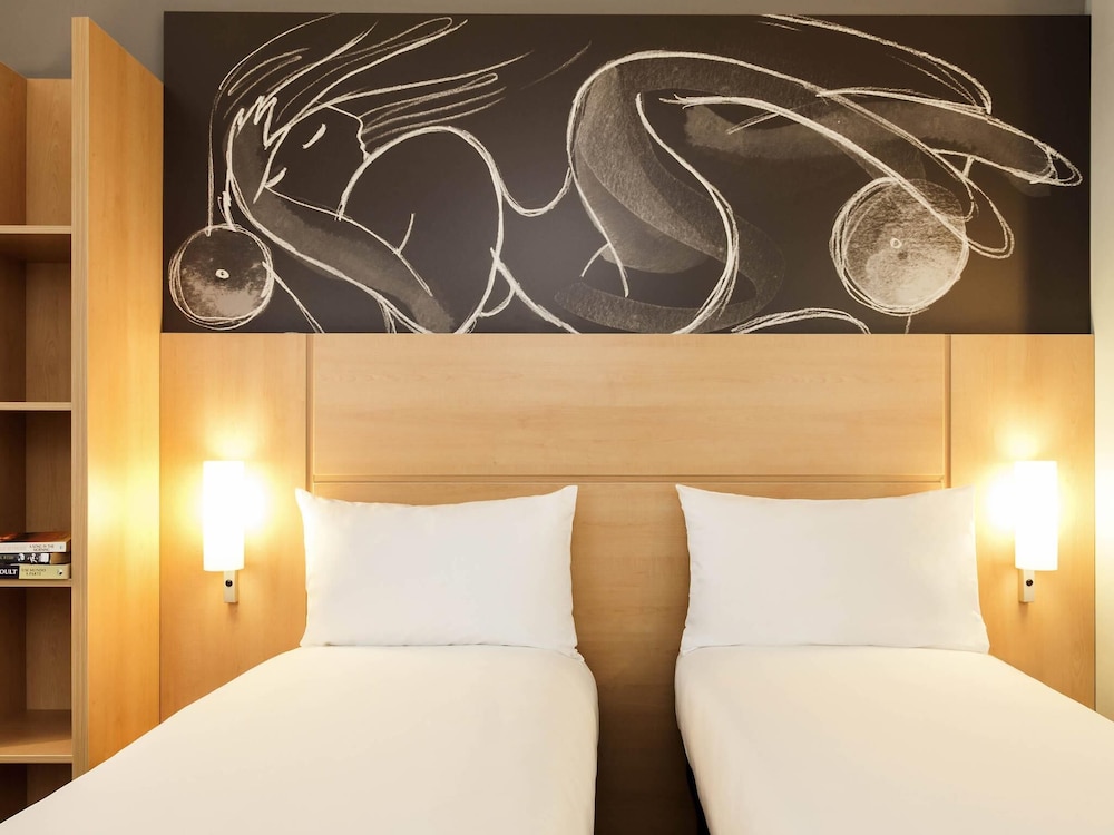 Habitación estándar Twin, 2 camas individuales, Accesible del hotel Ibis Edinburgh Centre South Bridge - Royal Mile. Foto 5
