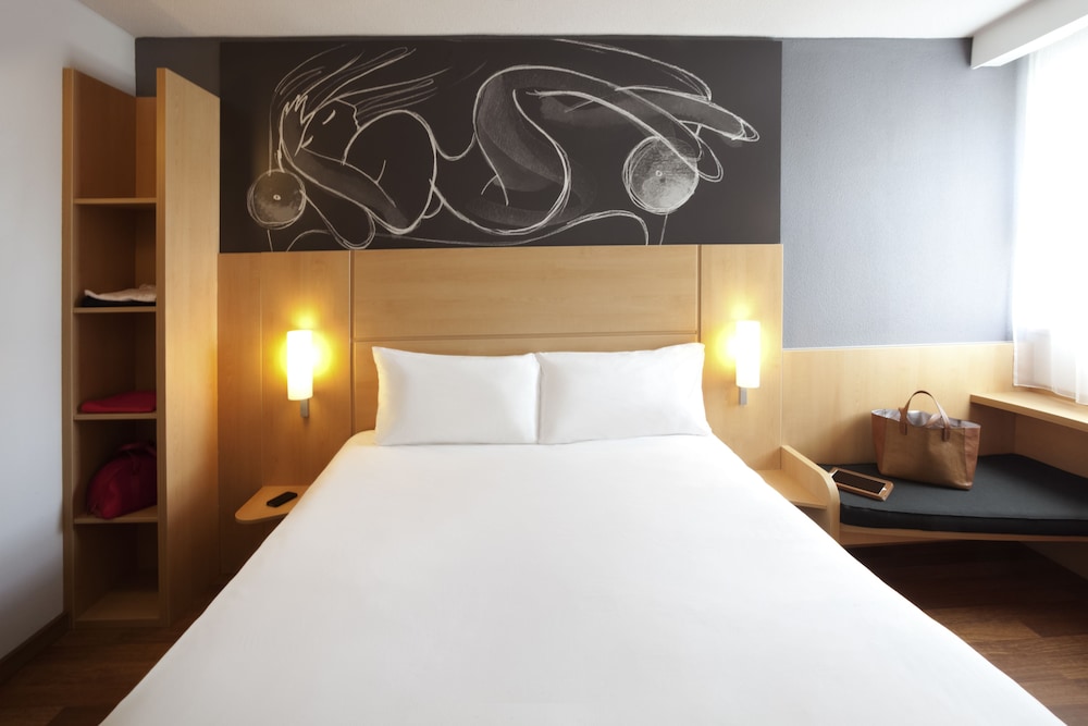 Habitación doble, 1 cama doble del hotel Ibis Edinburgh Centre South Bridge - Royal Mile. Foto 2