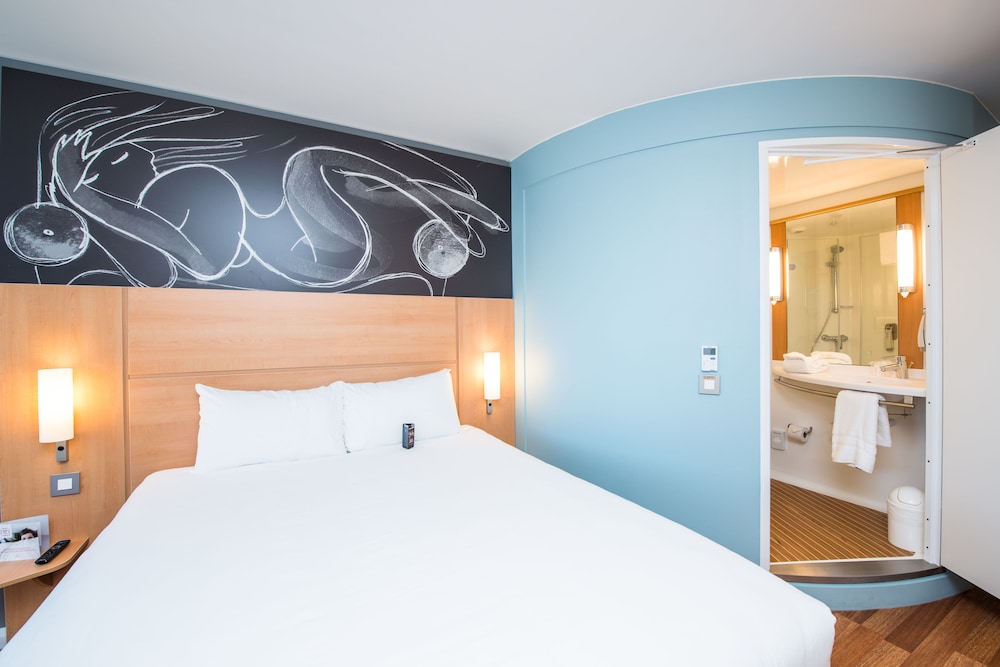 Habitación doble, 1 cama doble del hotel Ibis Edinburgh Centre South Bridge - Royal Mile. Foto 5