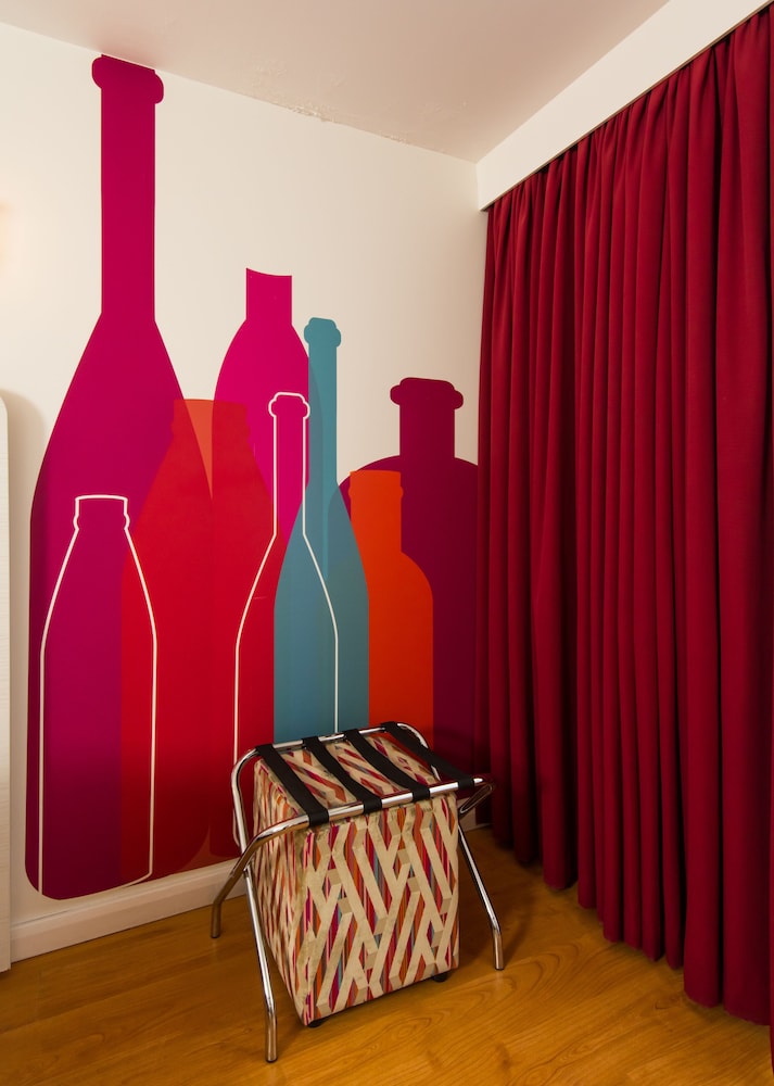 La Reina del hotel Ibis Styles Barnsley. Foto 3