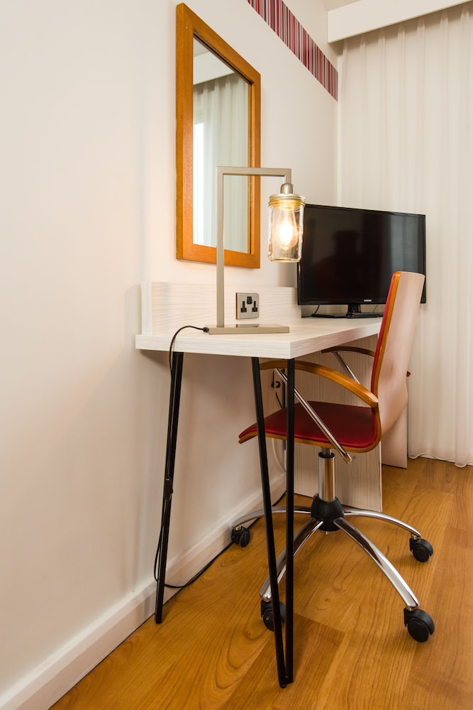 El Dúo del hotel Ibis Styles Barnsley. Foto 6