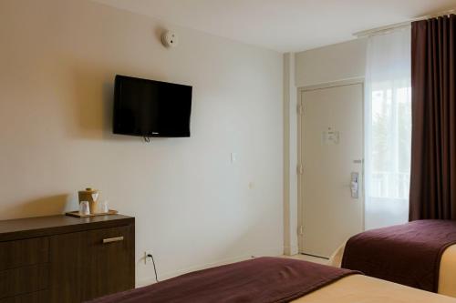 Habitación Doble Estándar sin suplemento del complejo - 2 camas dobles del hotel Collins. Foto 4