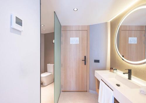 Habitación Doble Swim - Up del hotel Mynd Adeje. Foto 8