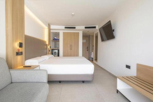 Habitación Doble - Cama balinesa del hotel Mynd Adeje. Foto 3