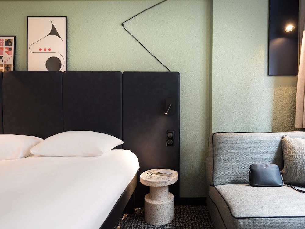 Habitación estándar, 1 cama doble con sofá cama del hotel Ibis Paris Italie Tolbiac. Foto 2