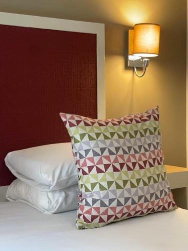 Habitación Doble del hotel Kyriad Paris 18 - Porte de Clignancourt. Foto 8