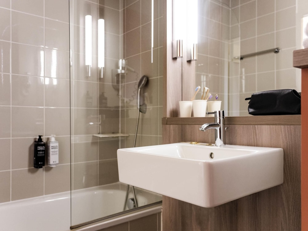 Habitación Familiar del hotel ibis Styles Versailles Saint Quentin en Yvelines. Foto 5